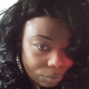 Meet your Posher, Demetria